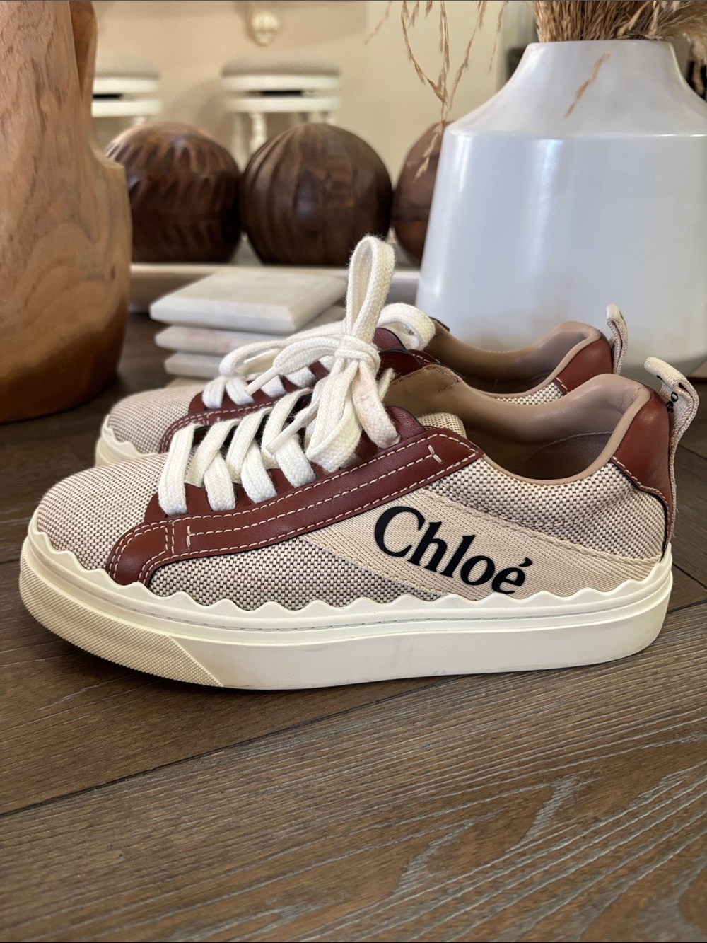 Chloé Brown Low-Top Logo Sneakers